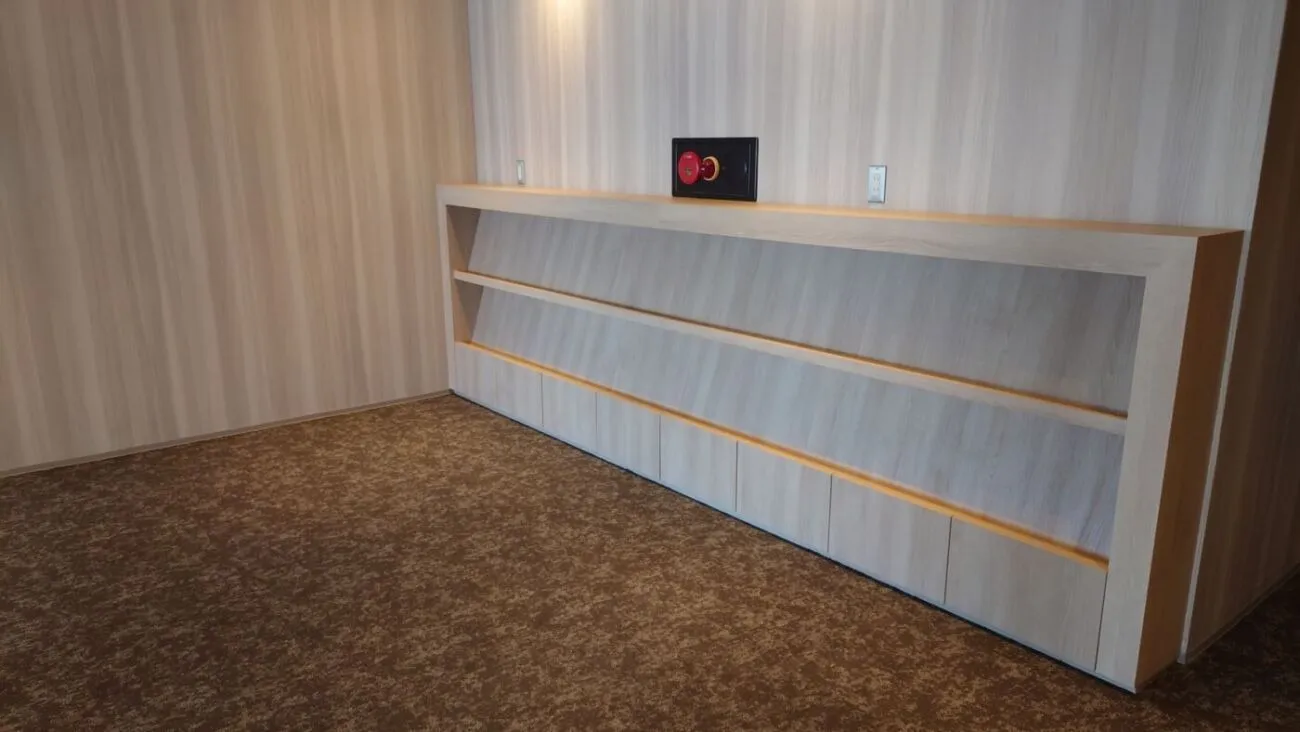 パンフレット棚