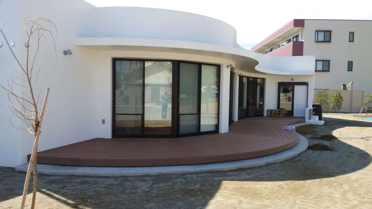 陽だまりの家保育園枠建具